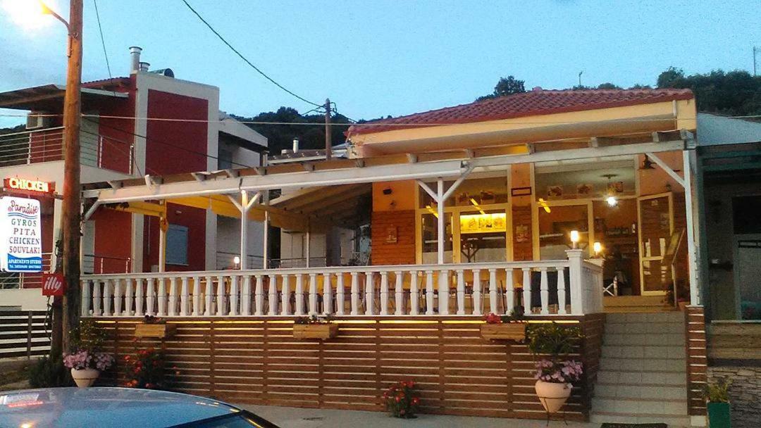 Villa Rozou Paralia Vrachou Ngoại thất bức ảnh